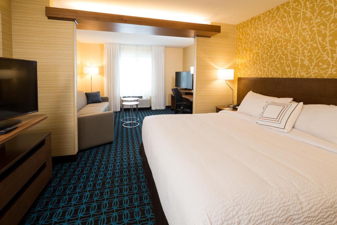 Fairfield Inn & Suites By Marriott Detroit Chesterfield Esterno foto